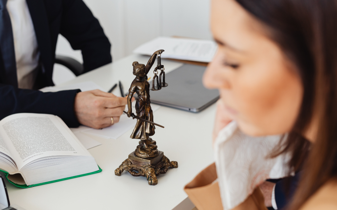 Cómo Prepararse para su Juicio de Violencia Doméstica